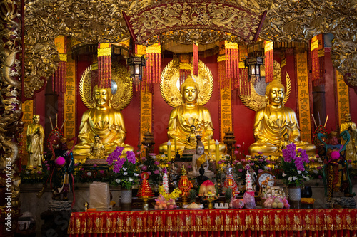 Wat Metta Thamrat or Wat Metta Tham Photiyan in Kanchanaburi, Thailand © pierrick