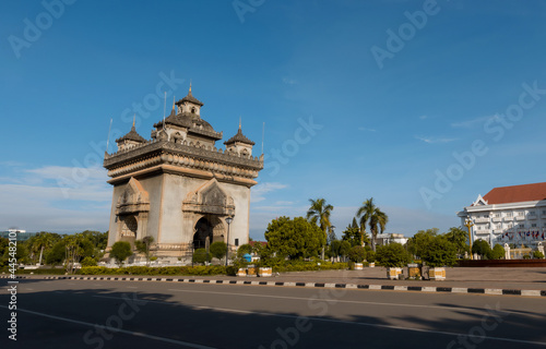 Patuxai Vientiane Lao, Patuxai is a war monument in the center of Vientiane.