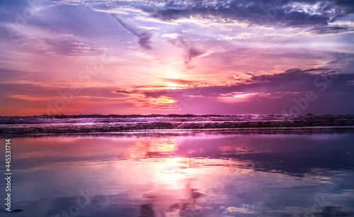 sunset at the beach © Garuda