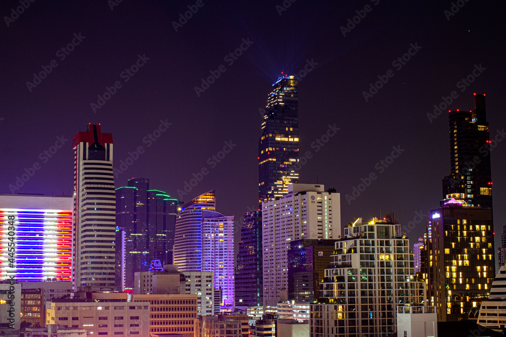 Naklejka premium city at night