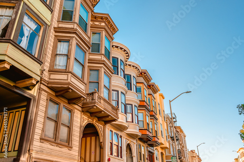 Facades of beautiful houses in San Francisco with beautiful Victorian architecture © KseniaJoyg