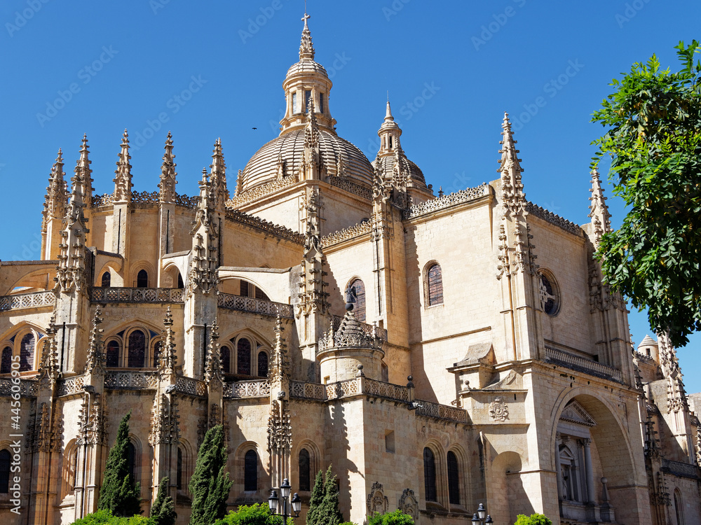 The beautiful Segovia cathedral which is the Gothic-style Roman Catholic cathedral situated in the main square Plaza Mayor of Segovia, Spain.