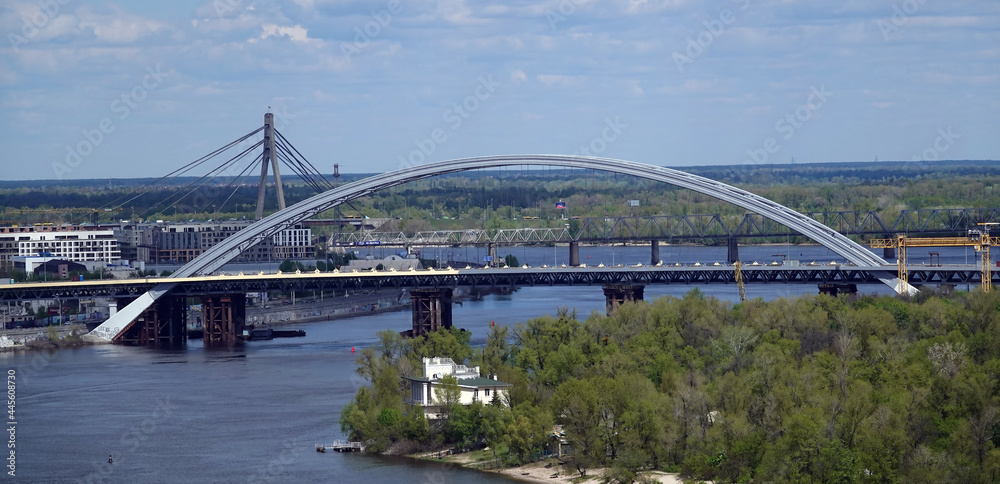 Podolsky bridge in the city of Kiev
