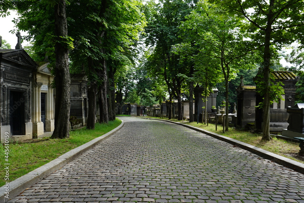 path père lachaise