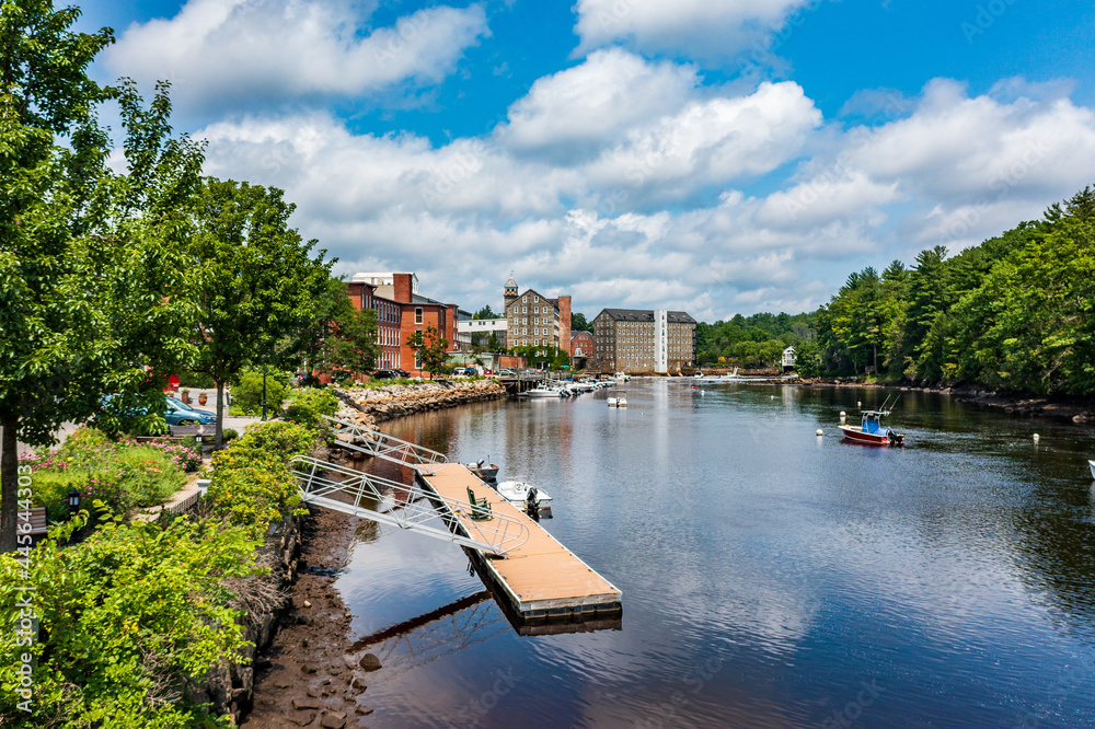 New Hampshire-New Market-Lamprey River