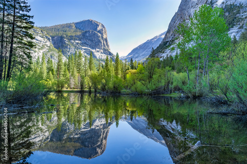 Fototapeta Naklejka Na Ścianę i Meble -  Mirror Lake, Yosemite National Park, California