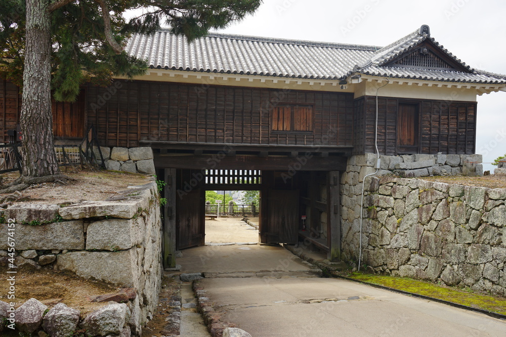 Tsutsui-mon Gate at Matsuyama Castle in Ehime, Japan - 日本 愛媛県 松山城 筒井門 Tsutsui-mon Gate at Matsuyama Castle in Ehime, Japan - 日本 愛媛県 松山城 筒井門