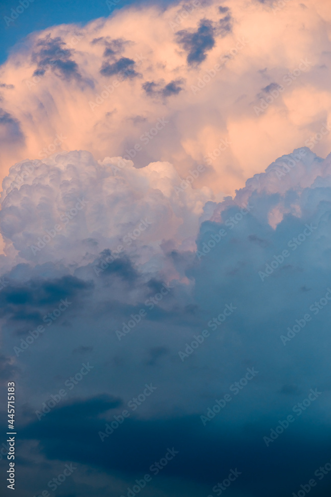 Obraz premium Stormy weather. Dramatic sunset sky with storm clouds. Colorful dramatic sky.