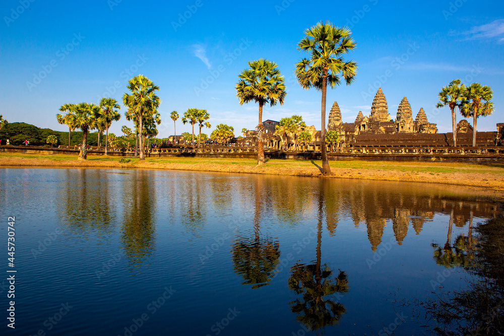 Angkor Wat is a beautiful stone castle of the Khmer Empire. Located in the center of Angkor Thom