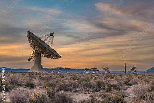 Fototapeta Naklejka Na Ścianę i Meble -  Owens Valley Desert Observatory Radar Dishes Deep Space Telescope
