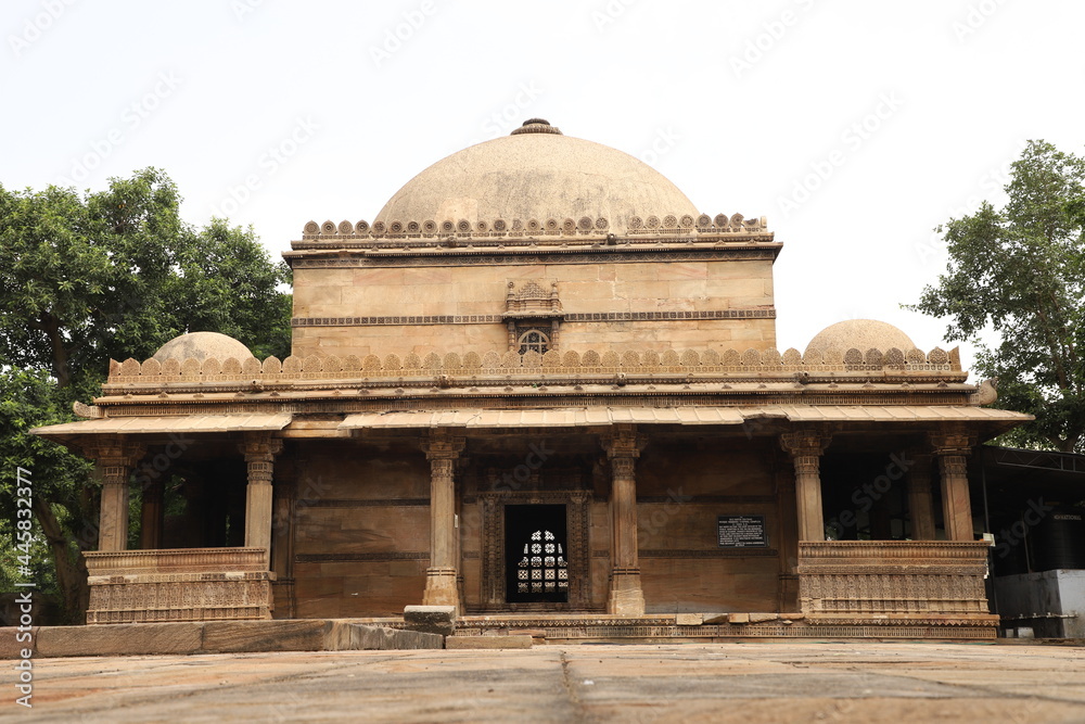 Sultani Mosque, Ahmedabad, Gujarat, India Sultani Mosque, Ahmedabad, Gujarat, India