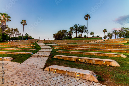 Obraz na plátne The modern amphitheatre in Jaffa in Israel