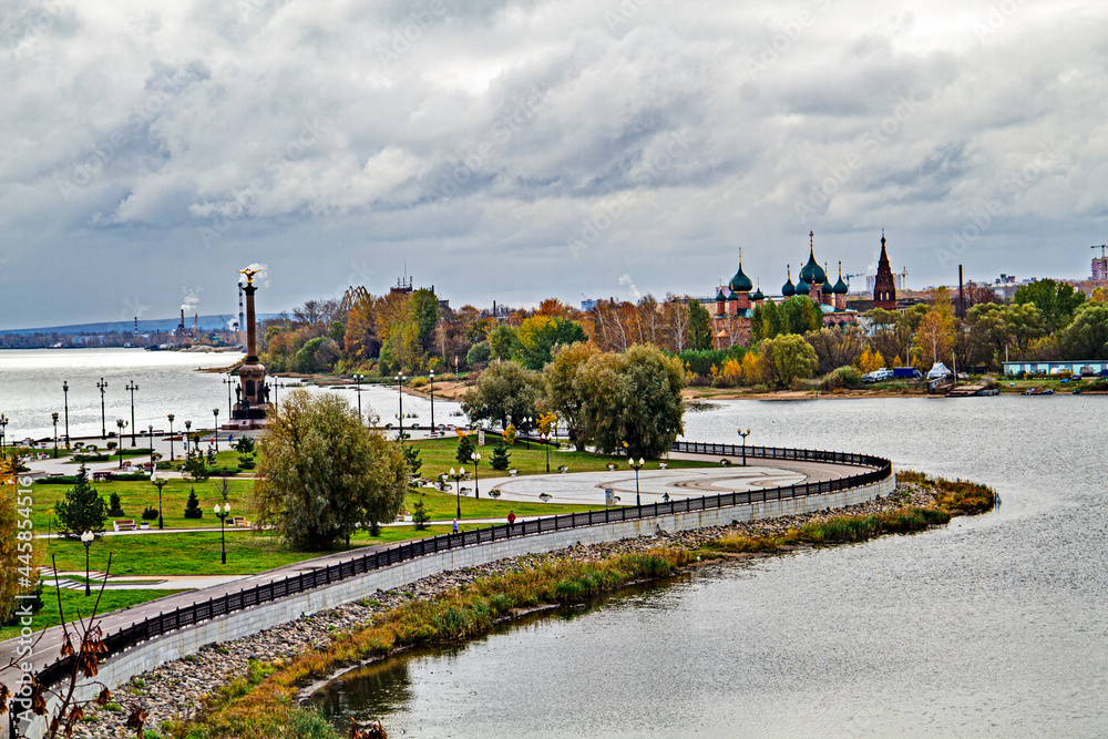 Obraz premium View of Yaroslavl a Golden Ring City. Yaroslavl is the oldest of all the existing towns on the River Volga in Russia. Yaroslavl was founded by Yaroslav the Wise, a prince of Kievan Rus.