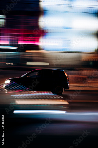fast moving car © Дмитрий Зуен