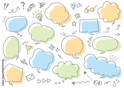 カワイイ手書き吹き出しセット（デコボコの線）