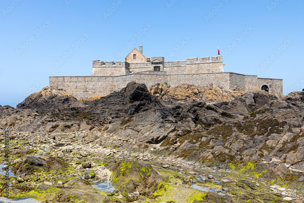 Fototapeta premium the Fort National in Saint Malo