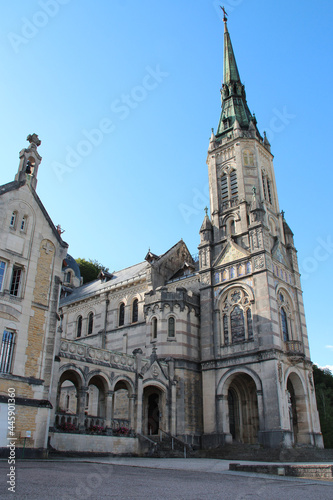 Sainte-Jeanne-d'Arc basilica in Domrémy-la-Pucelle (france)  © frdric