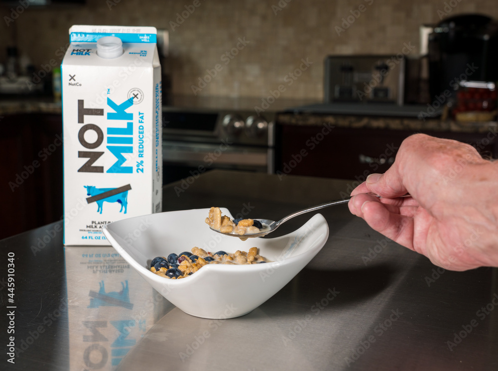 Foto de WV 16 July 2021 Carton of the milk alternative