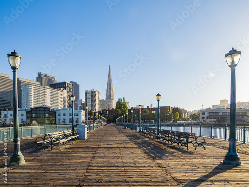 Afternoon view of the Transamerica Pyramid and cityscape from Pier 7 Vista © Kit Leong