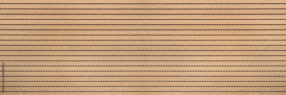 Neue Trennwand aus Holz im Rollo Design - architektonisches Panorama Detail im Innenbereich Neue Trennwand aus Holz im Rollo Design - architektonisches Panorama Detail im Innenbereich