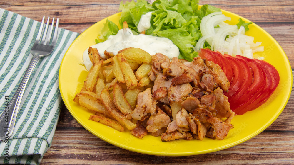 assiette kebab et frites