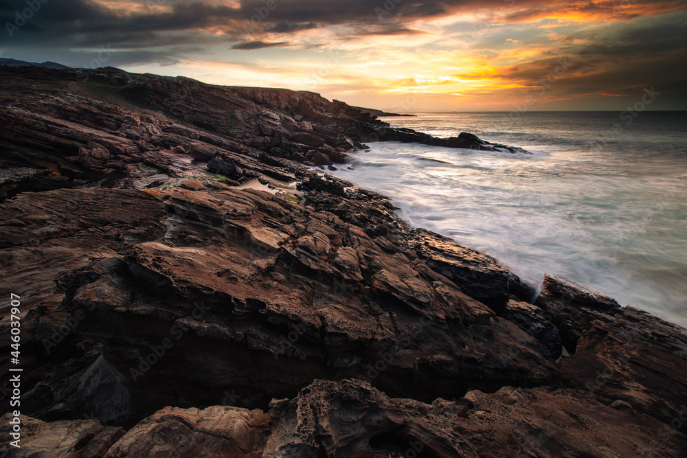 Obraz premium Sunset in the basque coast under Jaizkibel mountain in Hondarribia, Basque Country..
