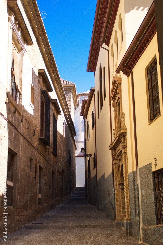 Narrow streets in the Albaicín neighborhood of Granada