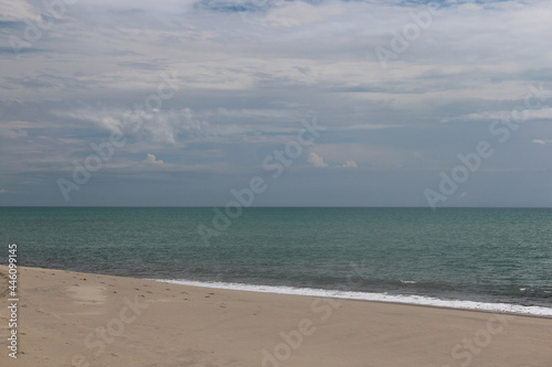 Fototapeta Naklejka Na Ścianę i Meble -  beach and sea