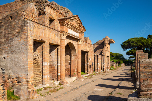 Cuadro en lienzo Ostia Antica Rome Italy