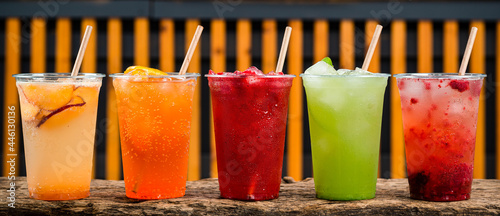 Obraz na plátně colourful Lemonade in transparent cup, five summer lemonades