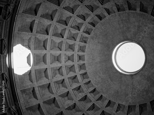 inside the pantheon city