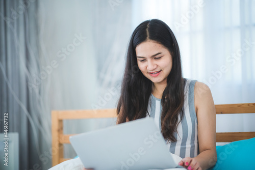 business working on tablet ...