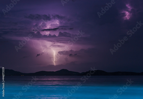 wallpapper storm over the sea wallpápper lightning over the sea sea at thuderstorm photo