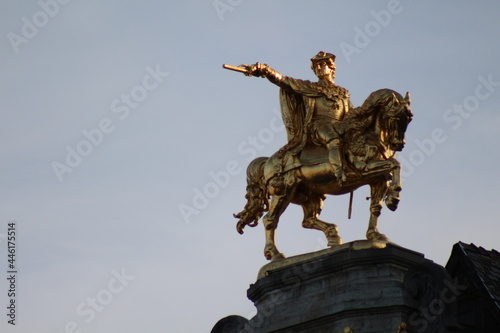 statue of saint peter photo