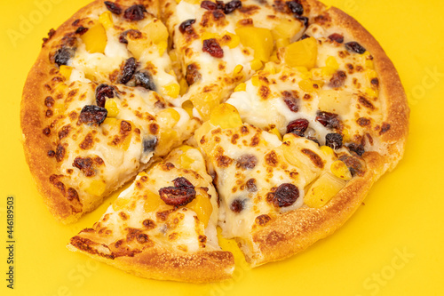 Delicious and enticing pulp cheese pizza