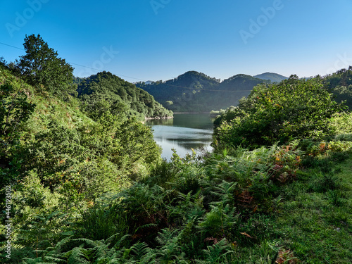 Embalse de Añarbe desde Goizueta photo