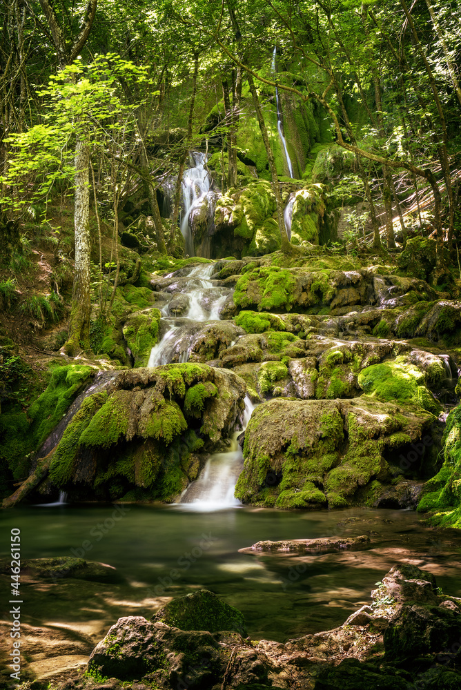 Obraz premium Casacade in basque country spain