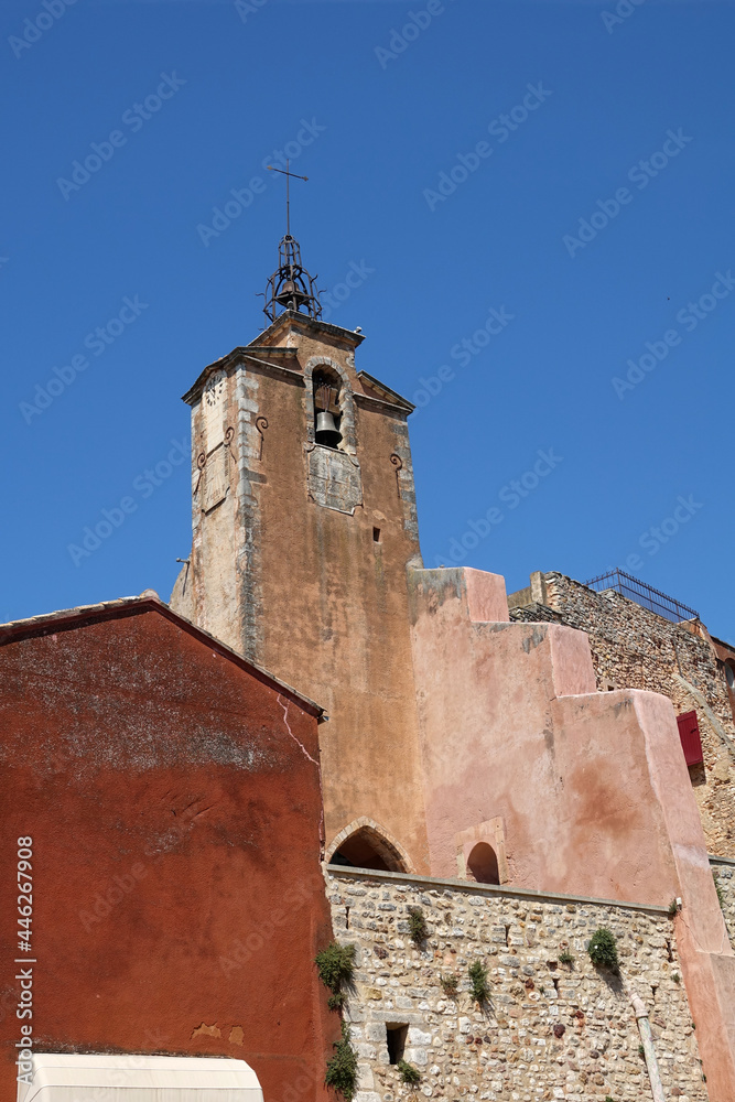 Kirche in Roussillon, Provence