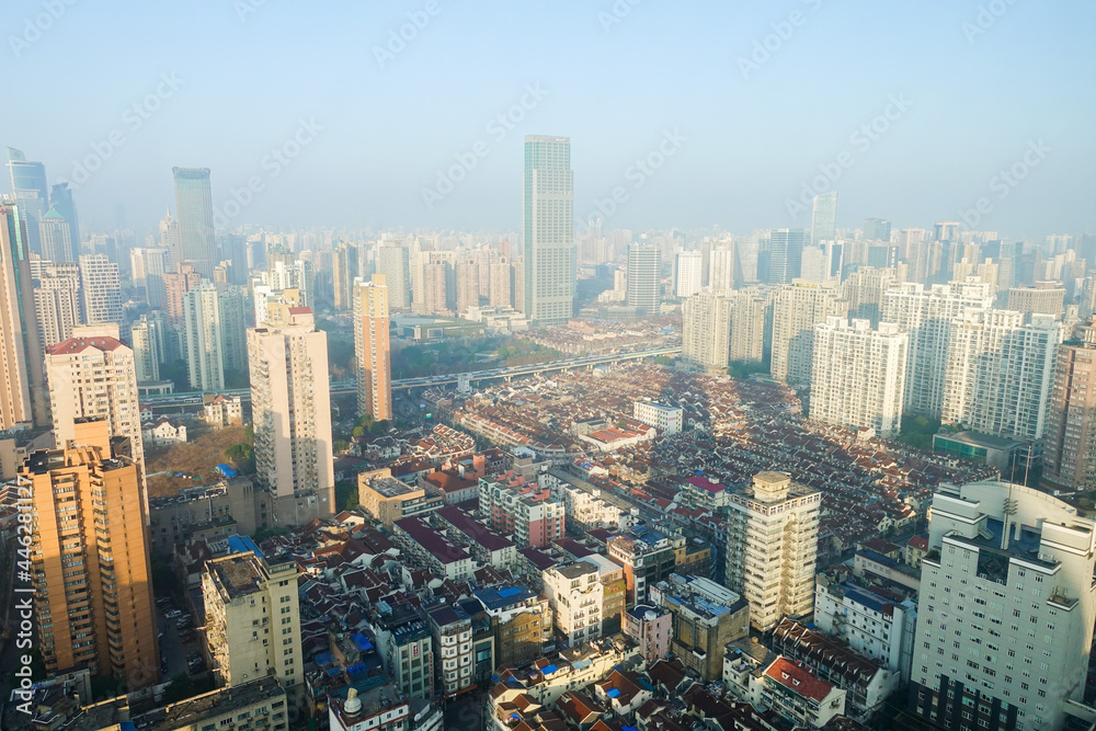 中国 上海 高層ビルからの街の眺め