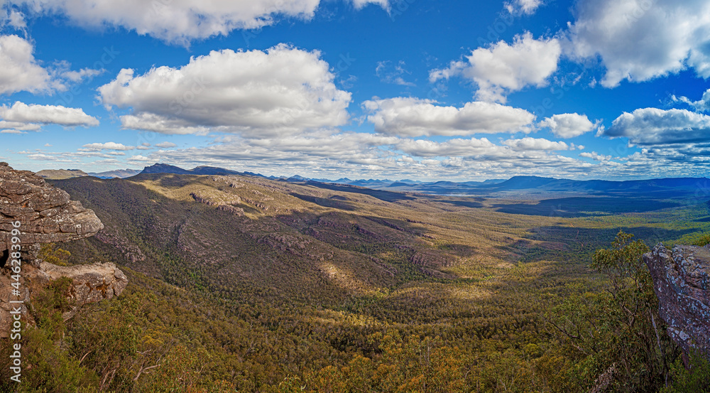 Panoramic view over the Blue Mountains in the Australian state of New South Wales during the day