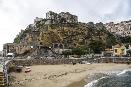 Pizzo Calabro: il castello visto dal mare photo