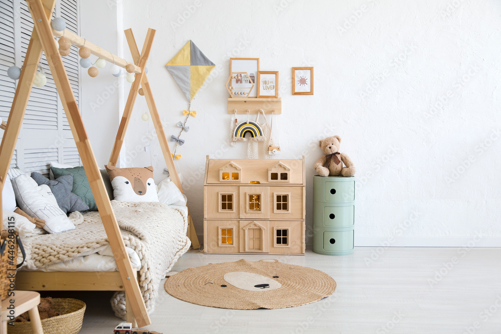 Kids Bedroom With Wooden Paint And Art Supplies Stock Photo - Download  Image Now - Childhood, Child Care, Domestic Room - iStock