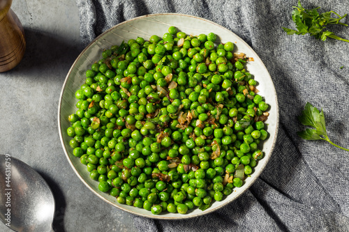 Healthy Homemade Sauteed Green Peas