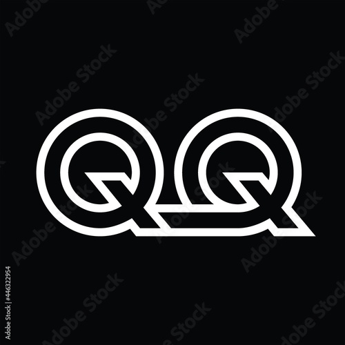 QQ Logo monogram with line style negative space