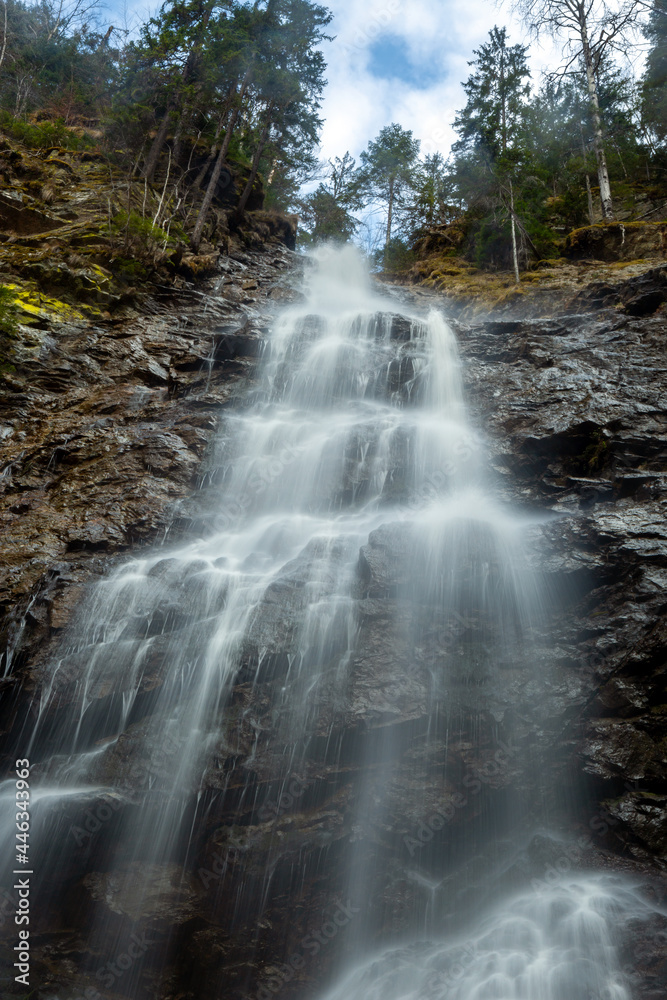 Obraz premium Scorus waterfall, Valcea county, Romania