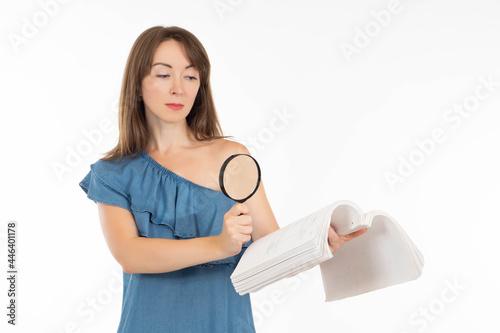 Study of documents. Woman e...