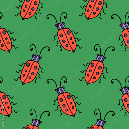 Seamless pattern with cute cartoon doodle linear bug isolated on background.