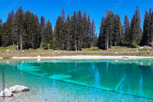 Bellissimo panorama dal sentiero del lago Montagnoli in Trentino, viaggi e paesaggi in Italia