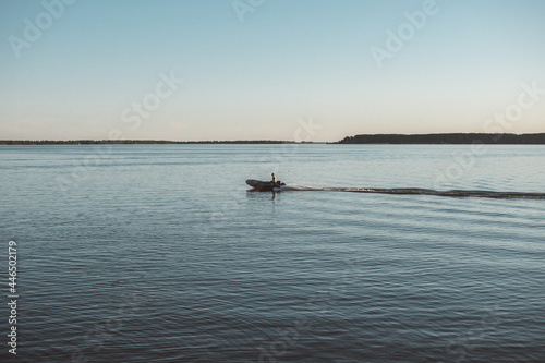 boat on the lake © Давид Геворкян