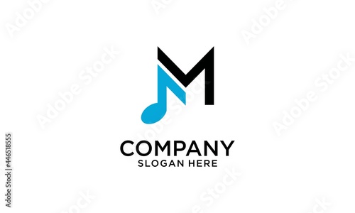 LETER M FOR MUSIC LOGO VEKTOR
